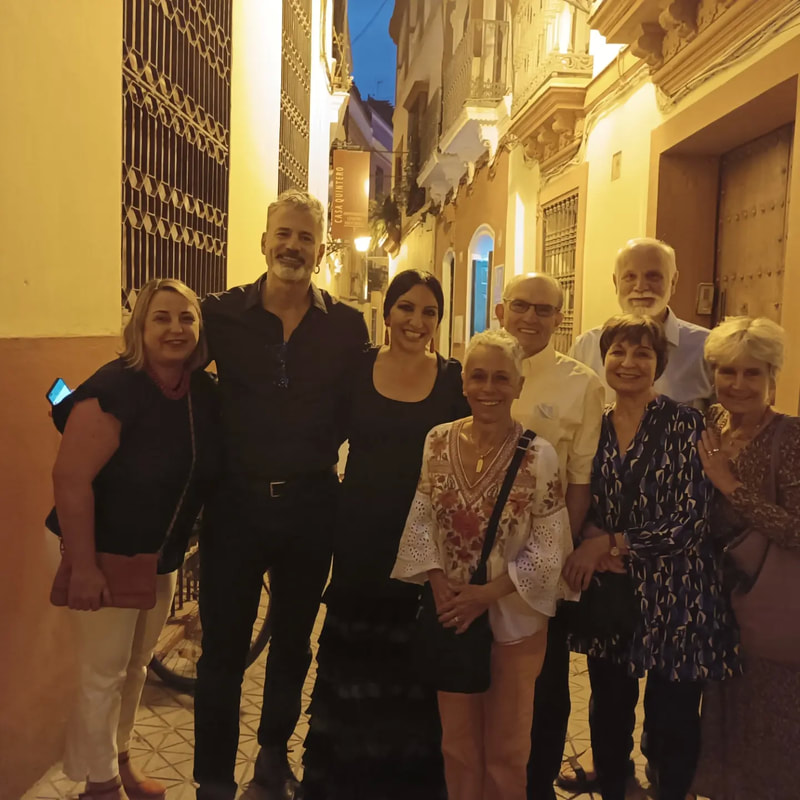 Seniors Spanish abroad group with flamenco performers